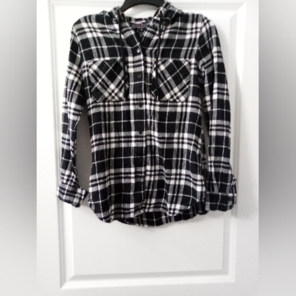 Women's Monochrome Black & White Plaid Button Down Long Sleeve Shirt Size Medium